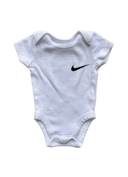 Cache Couche Nike Newborn